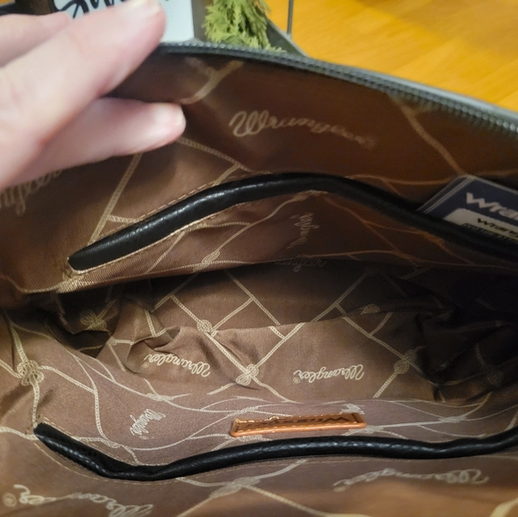 Wrangler Dome Satchel Crossbody Purse - Picture 6 of 16